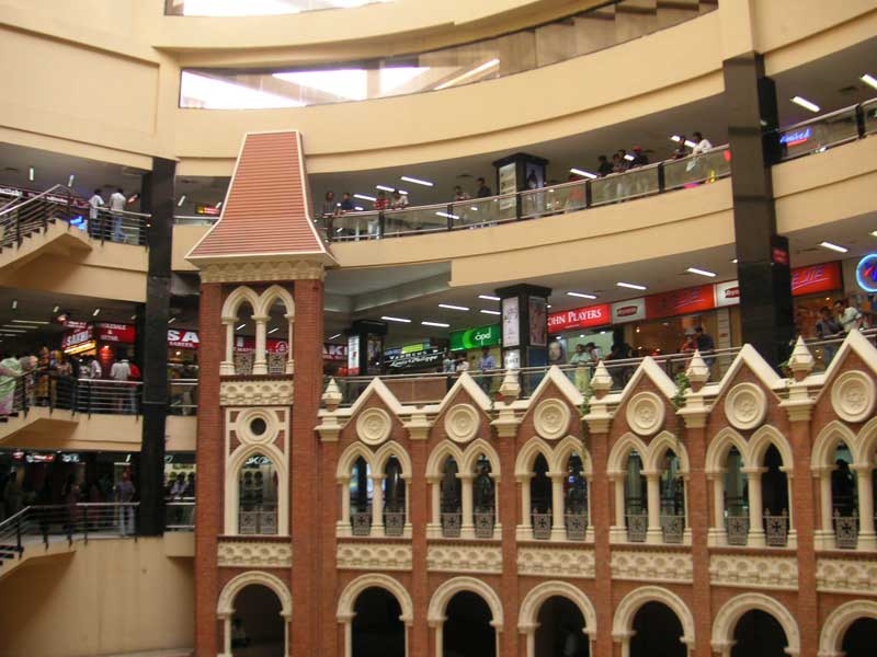 India-Chennai-Mall-Spencer Plaza - The Indian mall experience