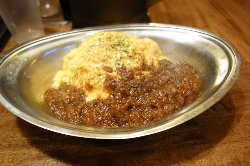 I flew all the way to Tokyo and back for the weekend - My dinner is Japanese style curry with a rice filled omelette. It was quite good, but not spicy enough. I was longing for the curry I had in Kobe. The