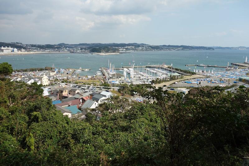 Japan-Kamakura-Beach-Shrine-Enoshima - Trains and temples